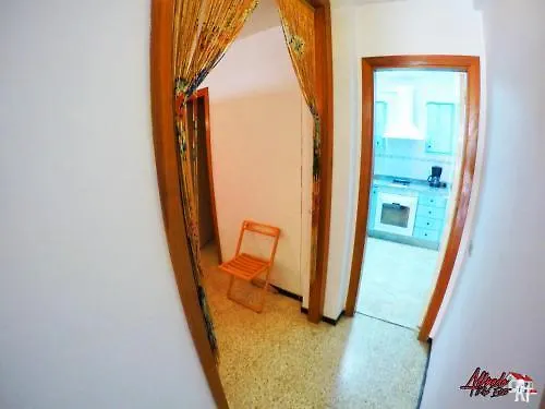 Apartamento Edificio Playa Los Cristianos  0*, Los Cristianos (Tenerife) España