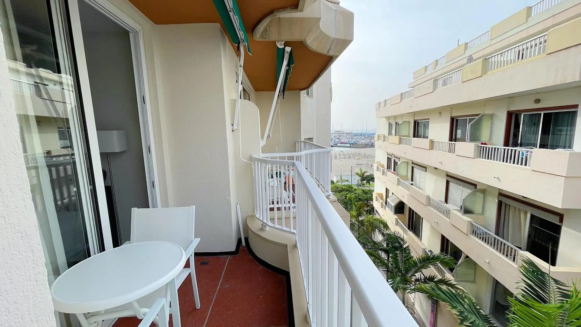 Appartement Edificio Playa à Los Cristianos  Espagne